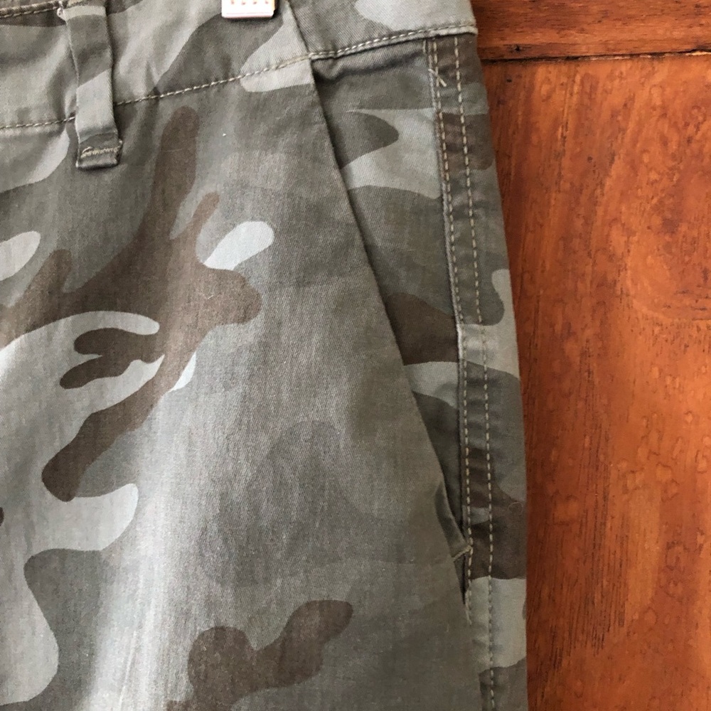 GAP Girlfriend Chinos - Picture 10 of 10